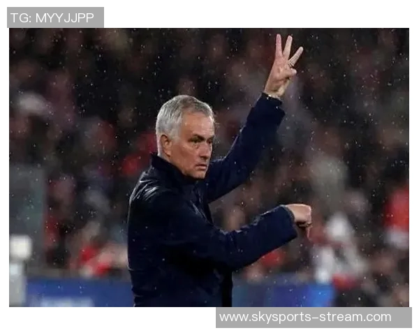 西甲激战波尔图大胜曼联争议判罚引发全场哗然